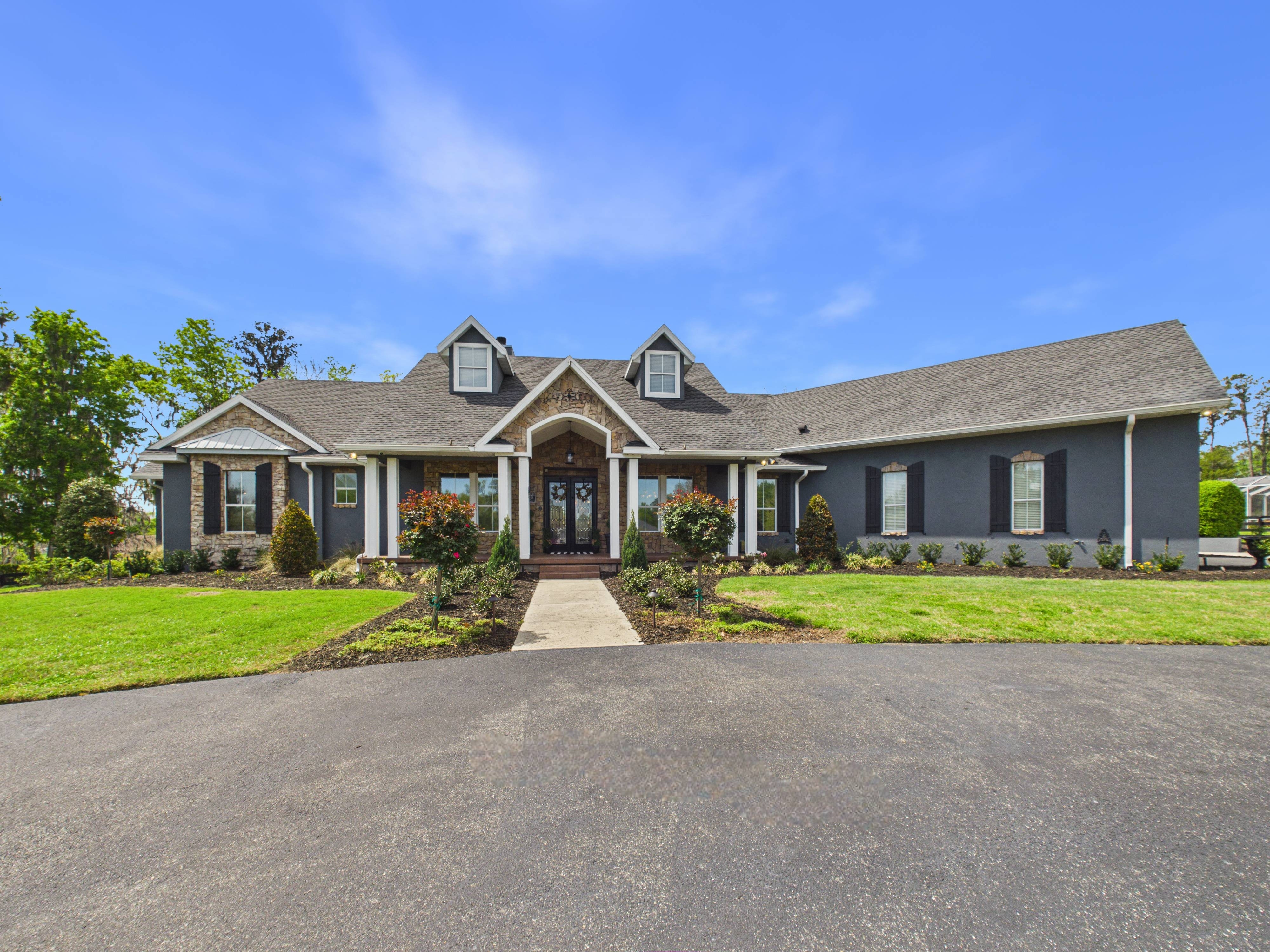 Luxury property exterior used for a 3D walkthrough sample
